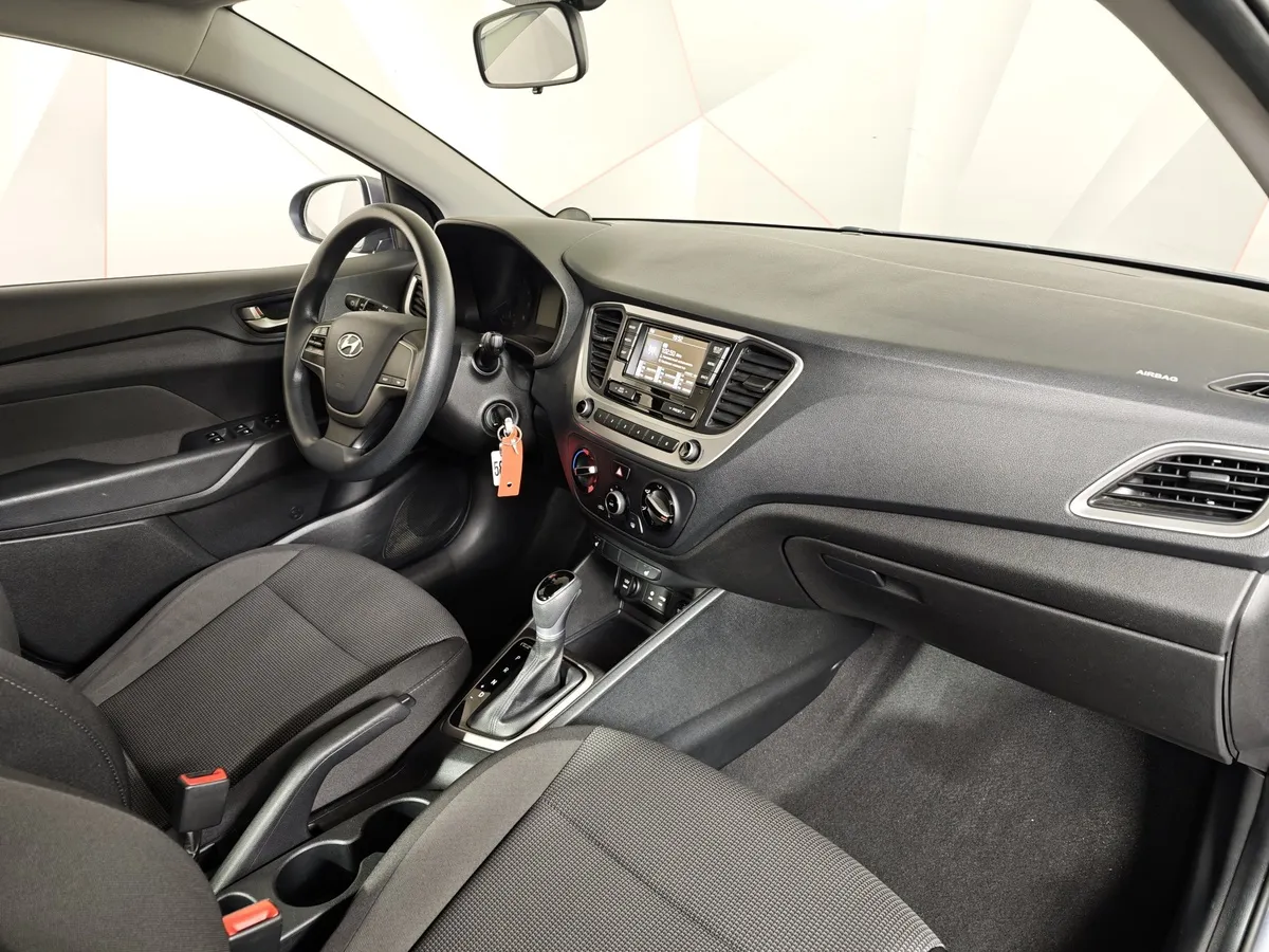 Hyundai Solaris 1.4 AT (100 л.с.) Active Plus Серый в АВИЛОН. Слайд №13