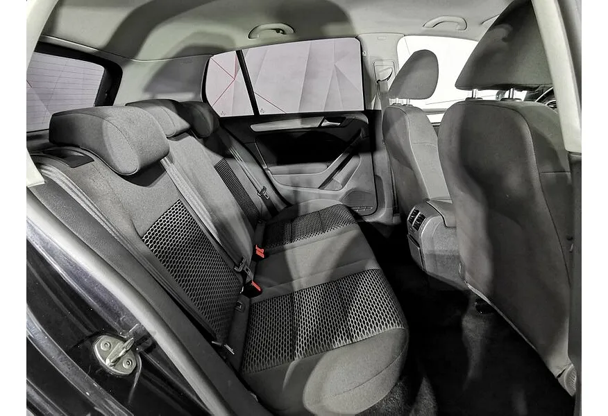 Volkswagen Golf 1.4 TSI MT (122 л.с.) Trendline Черный в АВИЛОН. Слайд №17