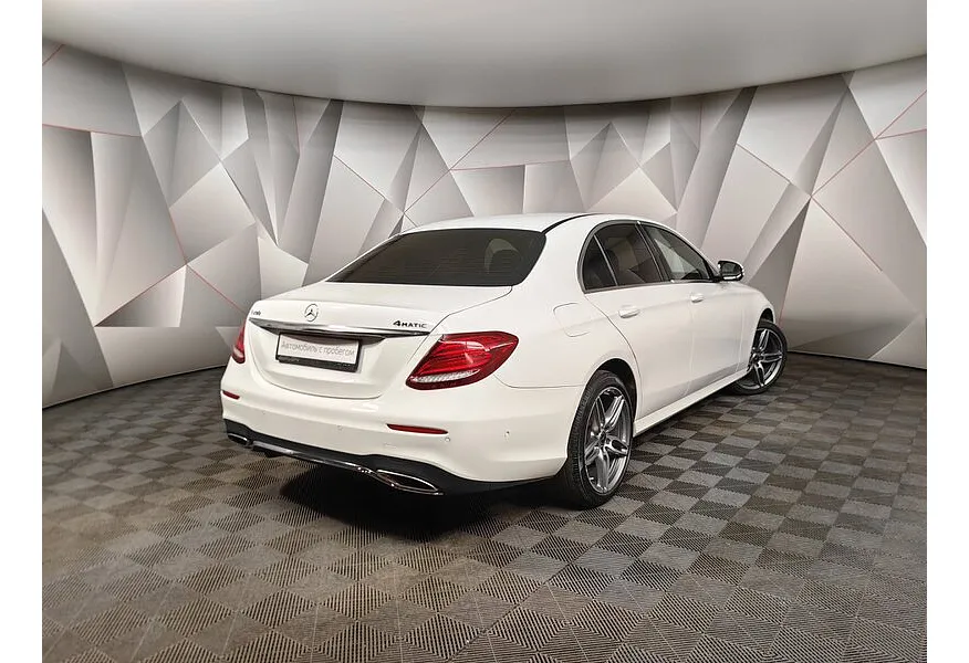 Mercedes-Benz E-Класс E 200 4MATIC 9G-TRONIC (197 л.с.) Sport (Локальная сборка) Белый в АВИЛОН. Слайд №2