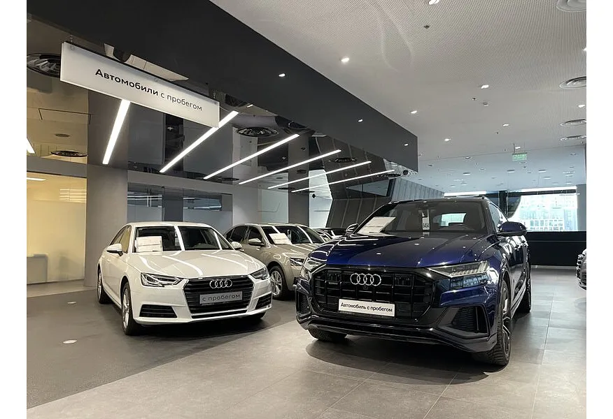 Audi Q8 45 TDI Tiptronic quattro (249 л.с.) Синий в АВИЛОН. Слайд №23