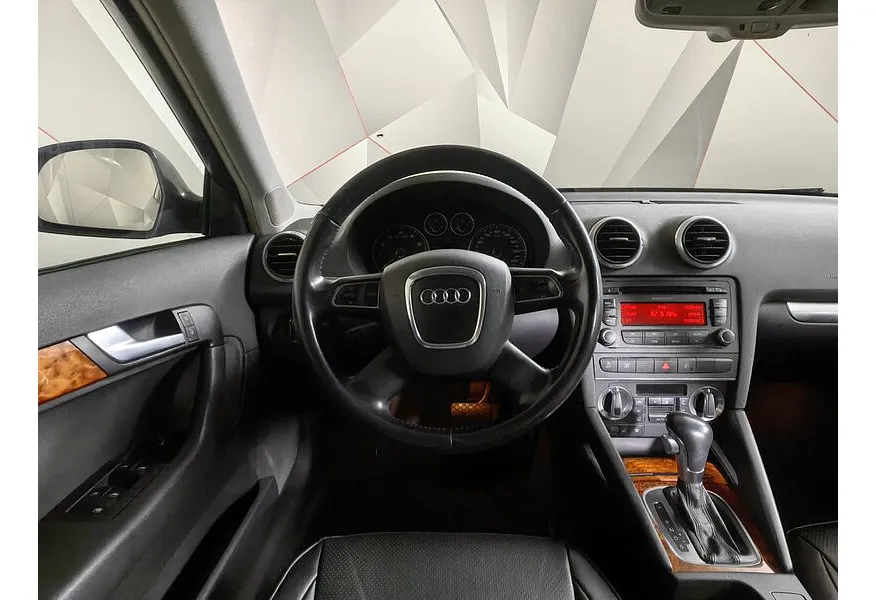 Audi A3 1.4 TFSI S-tronic (125 л.с.) Черный в АВИЛОН. Слайд №18
