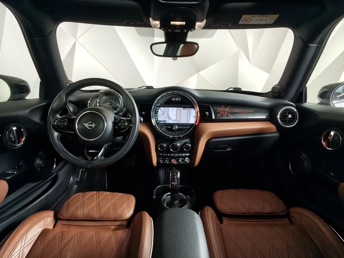 MINI Hatch 2.0 AMT (192 л.с.) S Белый в АВИЛОН. Слайд №11