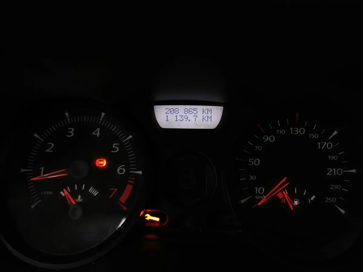Renault Megane 1.6 MT (115 л.с.) Серый в АВИЛОН. Слайд №16