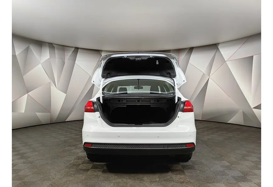 Ford Focus 1.6 PowerShift (105 л.с.) Trend Белый в АВИЛОН. Слайд №12