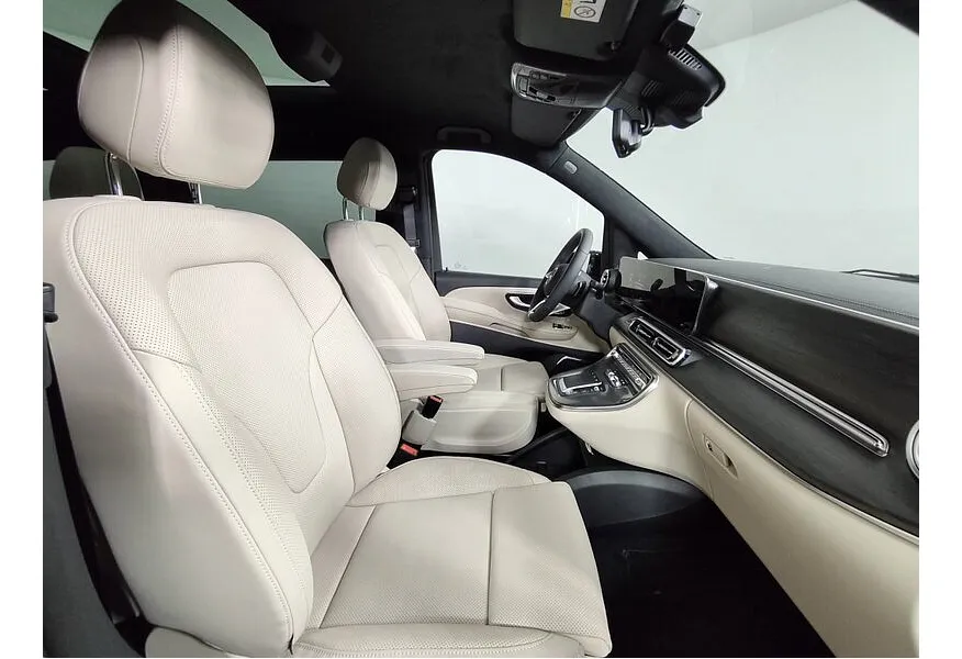 Mercedes-Benz V-Класс V 300 d L3 4MATIC 9G-TRONIC (237 л.с.) Exclusive Черный в АВИЛОН. Слайд №3