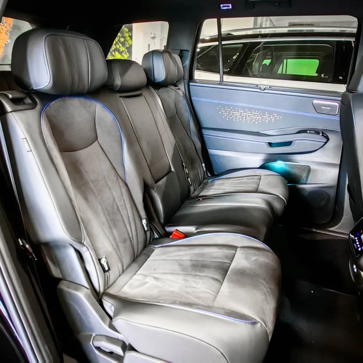 Volkswagen Teramont PRO 2.0 TSI 7DSG 4Motion (272 л.с.) R-Line Черный в АВИЛОН. Слайд №11