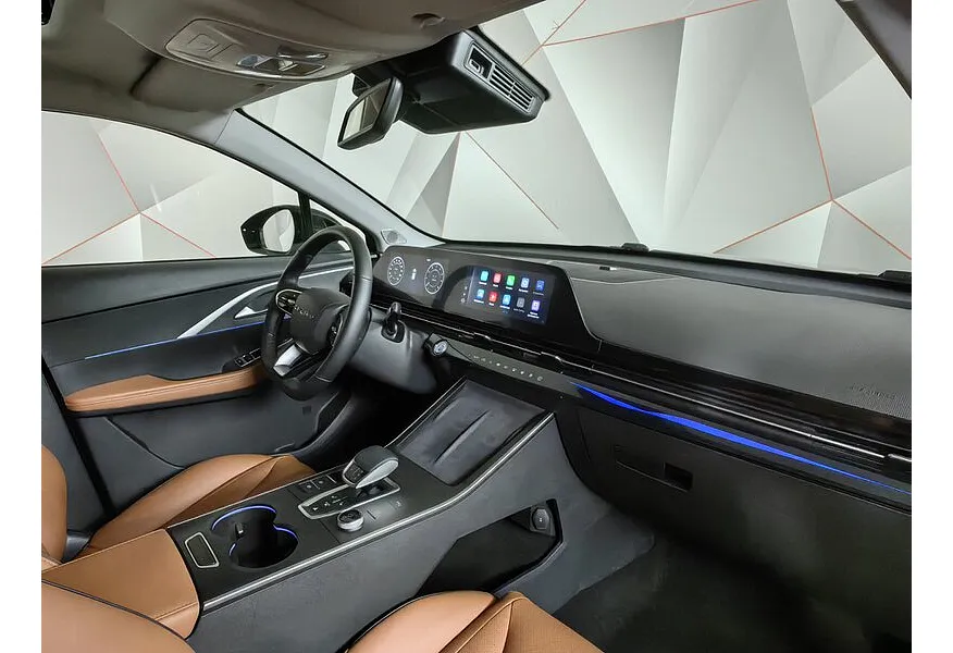 Omoda C5 1.5T CVT (147 л.с.) Ultimate (красные элементы экстерьера) Черный в АВИЛОН. Слайд №12