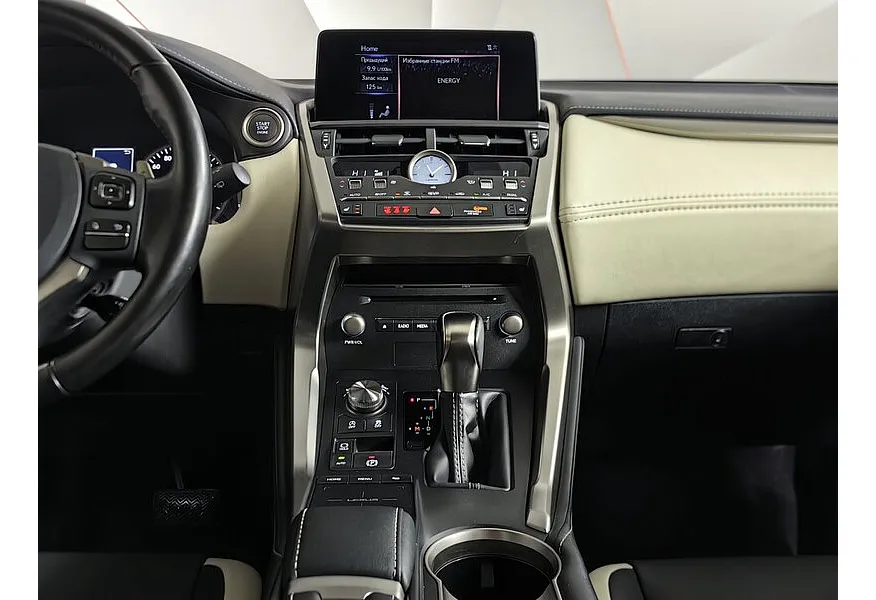 Lexus NX 200 CVT AWD (150 л.с.) Comfort Белый в АВИЛОН. Слайд №15