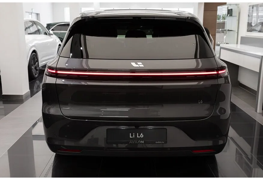 Li Auto L6 1.5 AT 4WD (150 л.с.) Max Серый в АВИЛОН. Слайд №4