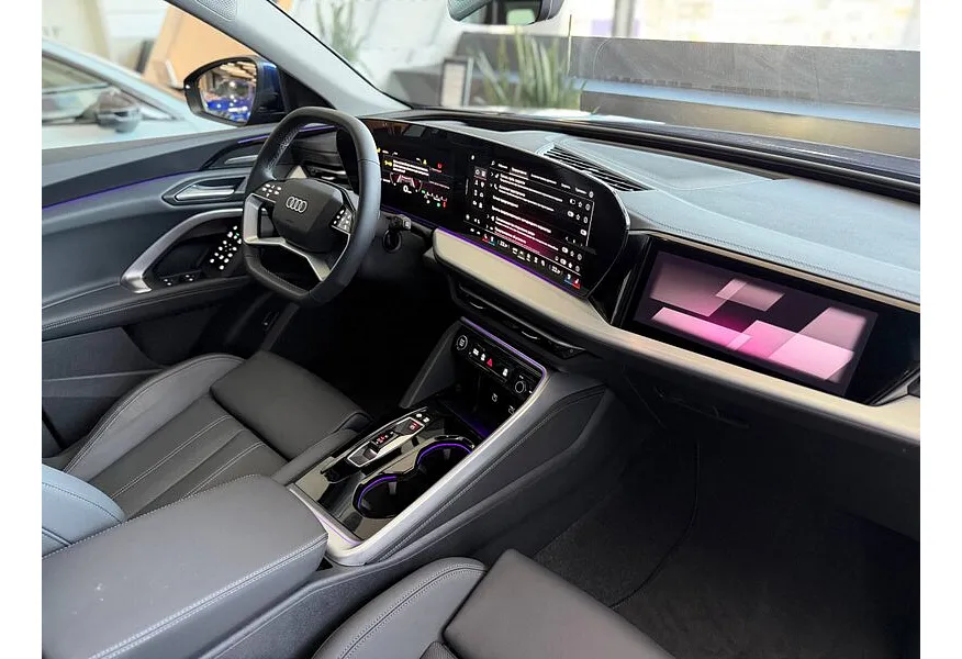 Audi Q5 2.0 TFSI S tronic quattro (204 л.с.) Синий в АВИЛОН. Слайд №9