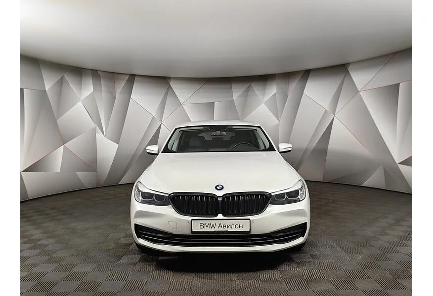 LIVE. Слайд №4