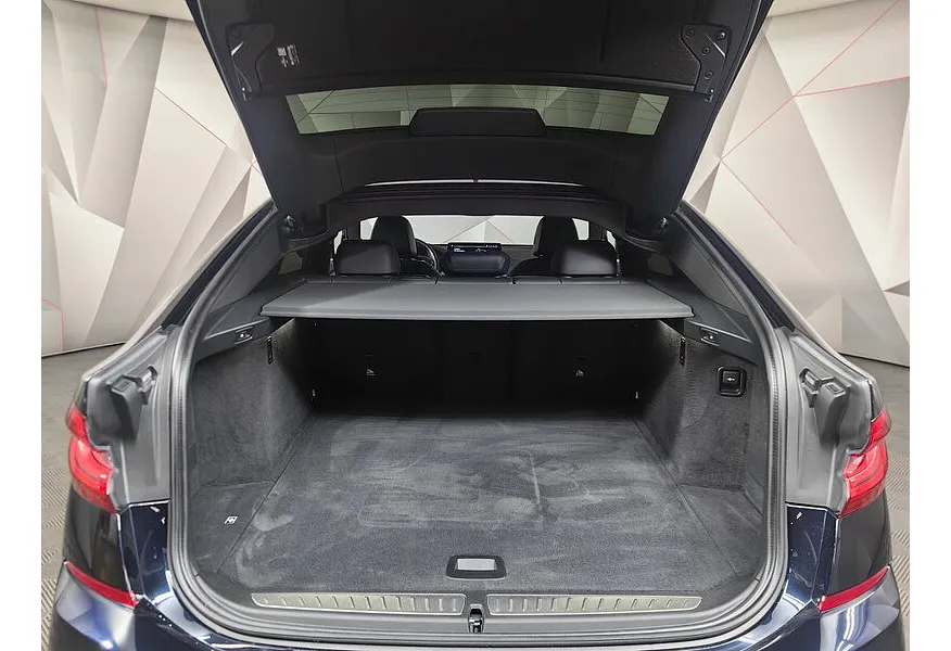 BMW 6 серия 620d xDrive Steptronic (190 л.с.) M Sport Pro Черный в АВИЛОН. Слайд №9