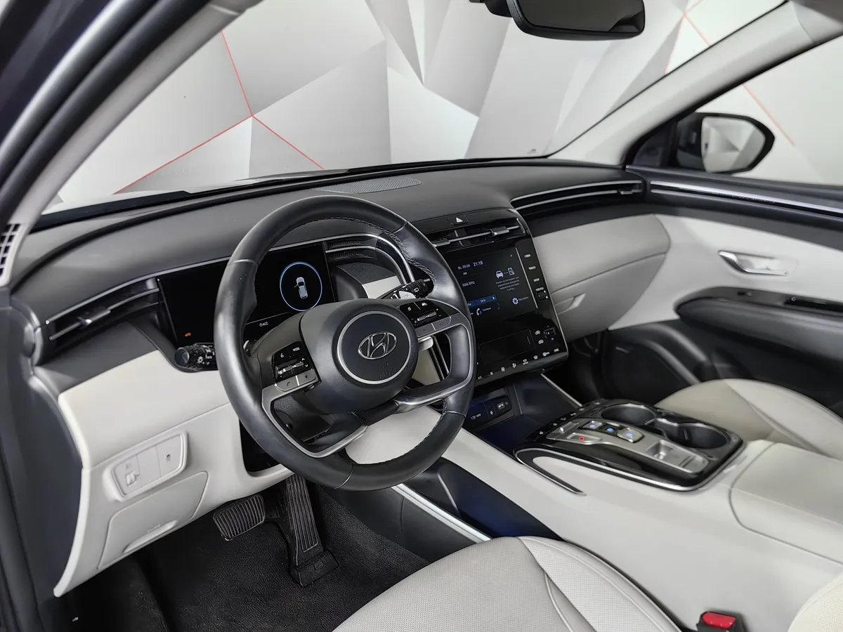 Hyundai Tucson D2.0 Smartstream 8AT 4WD (186 л.с.) Lifestyle Plus Серый в АВИЛОН. Слайд №19