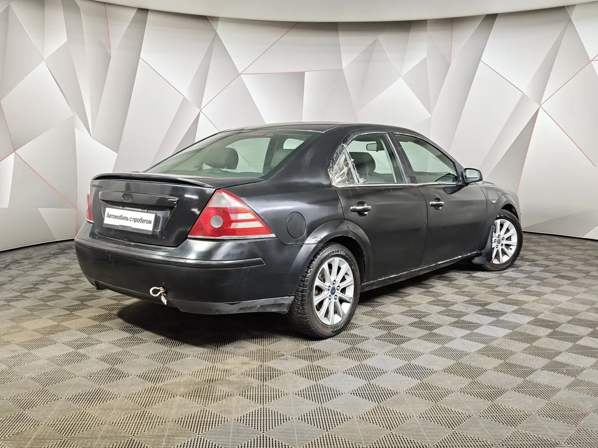 Ford Mondeo 2.0 MT (145 л.с.) Черный в АВИЛОН. Слайд №2