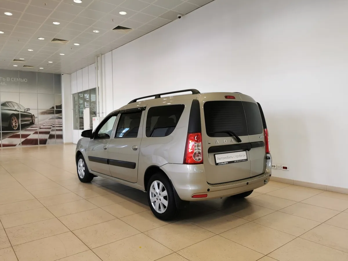 ВАЗ (Lada) Largus 1.6 MT 16 кл (5 мест) (105 л.с.) Серый в АВИЛОН. Слайд №4
