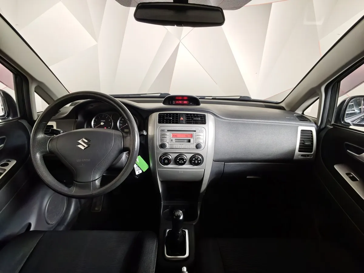 Suzuki Liana 1.6 MT 4WD (106 л.с.) Черный в АВИЛОН. Слайд №12