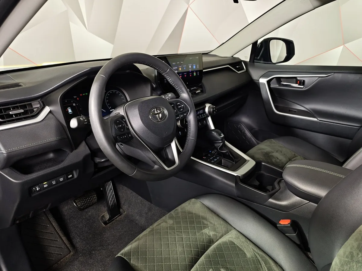 Toyota RAV4 2.0i CVT AWD (171 л.с.) Adventure Ultimate Белый в АВИЛОН. Слайд №19