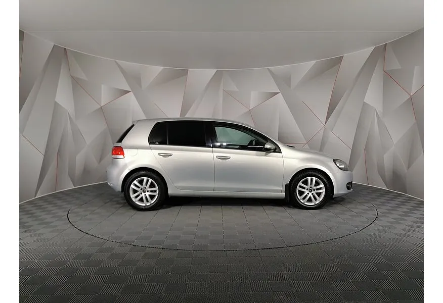Volkswagen Golf 1.6 DSG (102 л.с.) Trendline Серебристый в АВИЛОН. Слайд №6