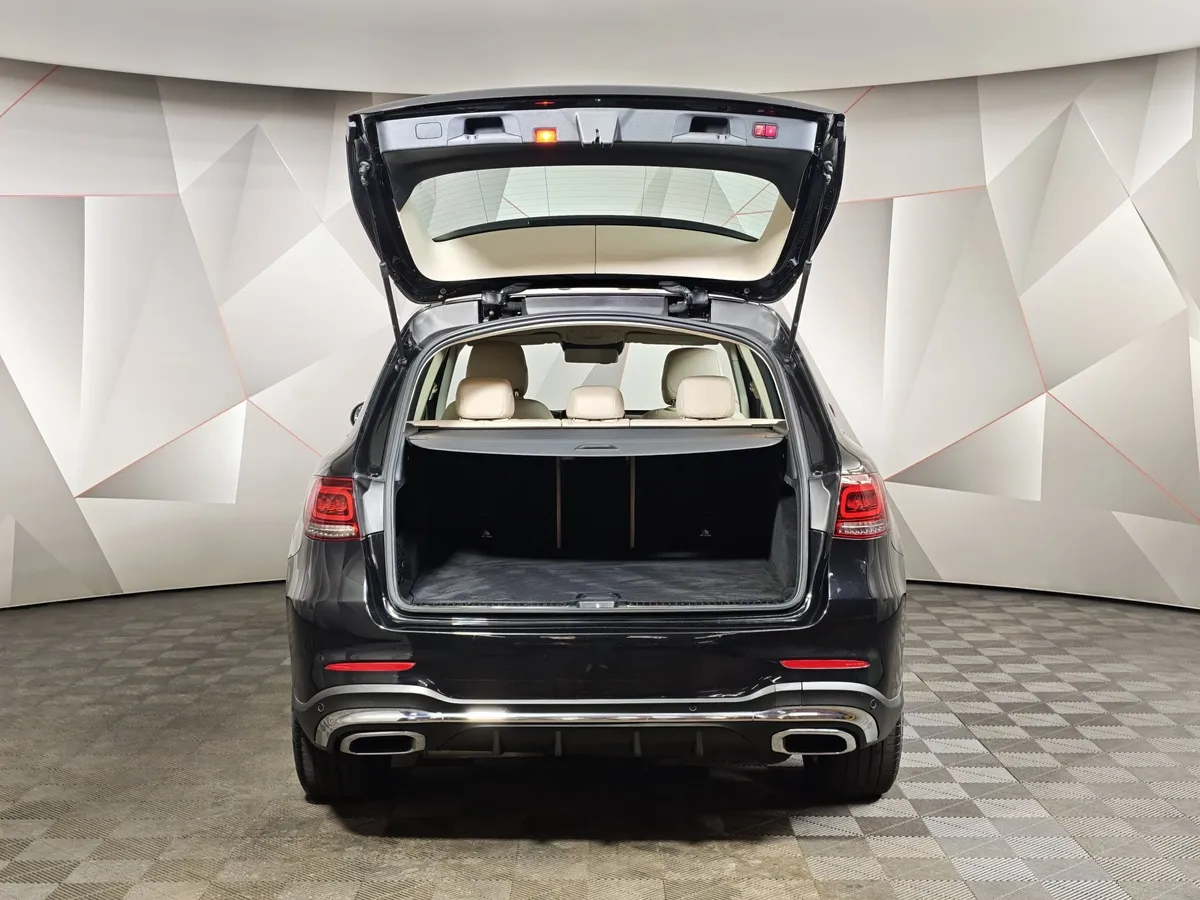 Mercedes-Benz GLC 300 d 9G-TRONIC 4MATIC (245 л.с.) Sport (Локальная сборка) Черный в АВИЛОН. Слайд №12