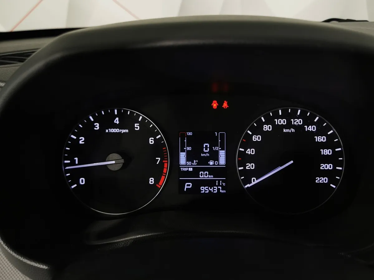 Hyundai Creta 1.6 AT (123 л.с.) Active + Winter Белый в АВИЛОН. Слайд №18