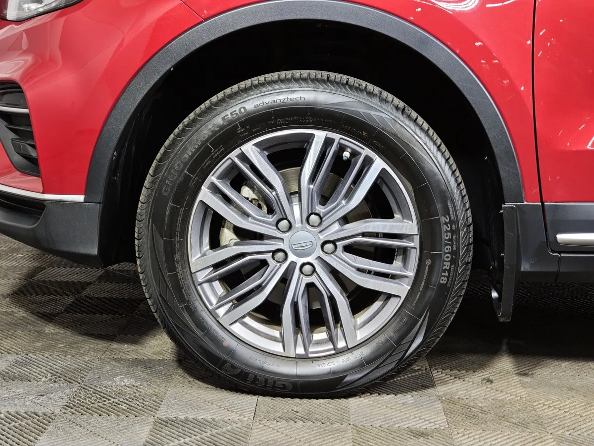 Geely Atlas Pro 1.5T 7DCT AWD (177 л.с.) Flagship+ Красный в АВИЛОН. Слайд №8