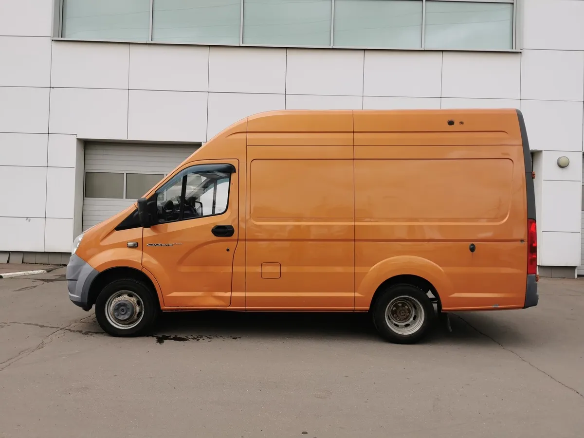 ГАЗ NEXT 2.8 MT 3.5 L2H2 (149 л.с.) Оранжевый в АВИЛОН. Слайд №5