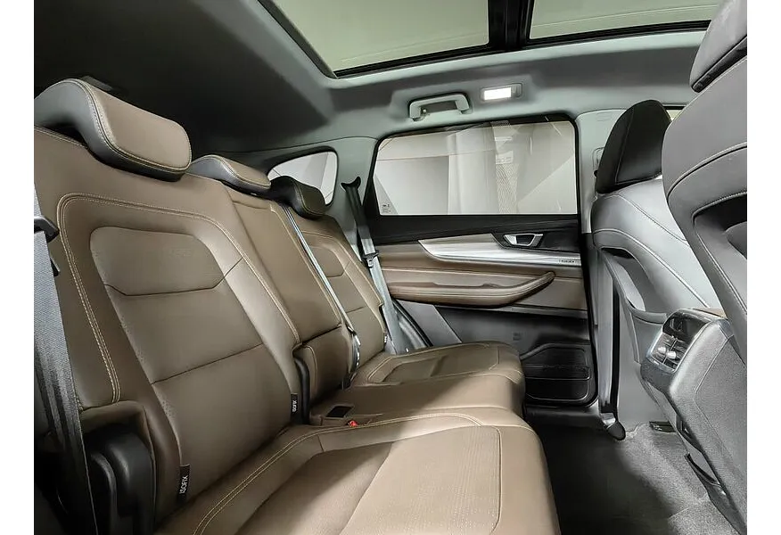 Chery Tiggo 8 Pro 1.6 TGDI DCT7 (186 л.с.) Prestige Dreamline Черный в АВИЛОН. Слайд №16