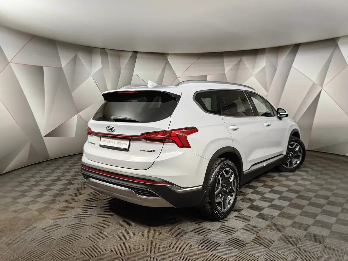 Hyundai Santa Fe 2.2 CRDi AWD 8AT (200 л.с.) High-Tech Белый в АВИЛОН. Слайд №2