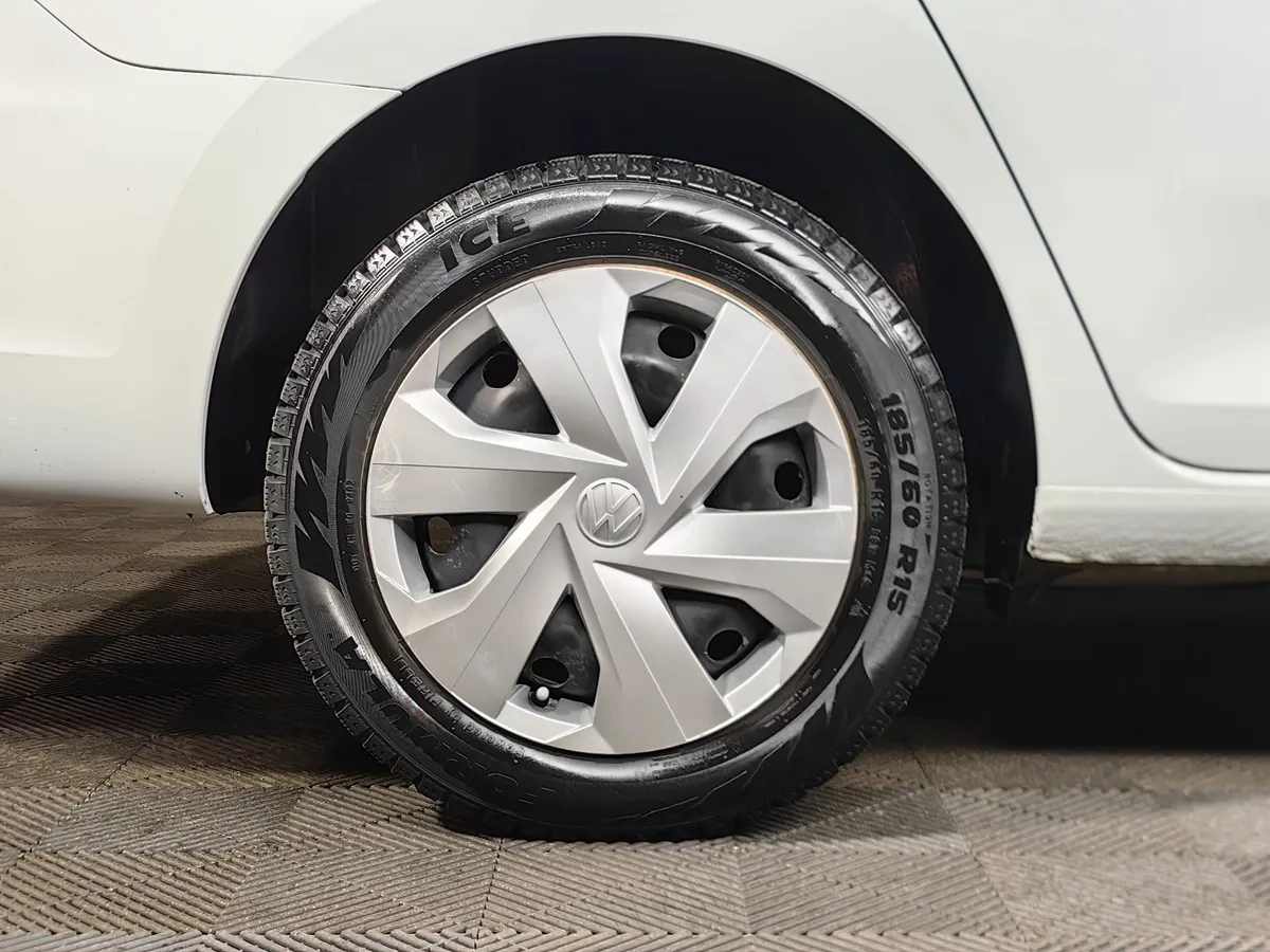 Volkswagen Polo 1.6 MPI MT (110 л.с.) Respect Белый в АВИЛОН. Слайд №9