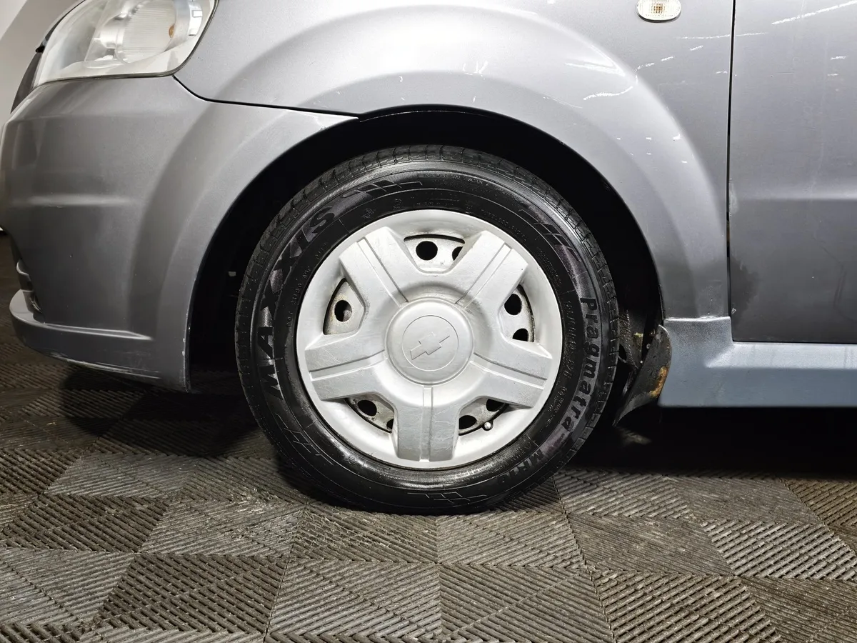 Chevrolet Aveo 1.2 MT (84 л.с.) Серый в АВИЛОН. Слайд №9