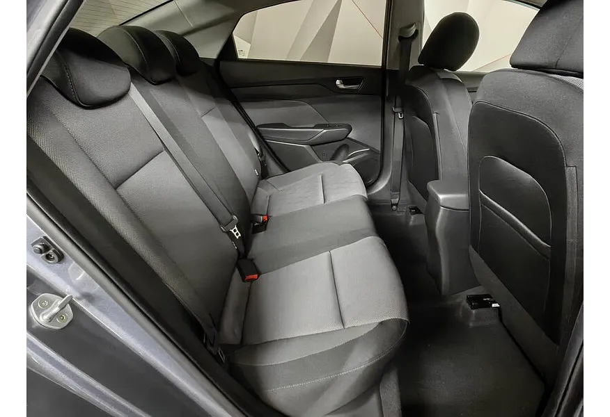 Hyundai Solaris 1.6 AT (123 л.с.) Elegance Серый в АВИЛОН. Слайд №10