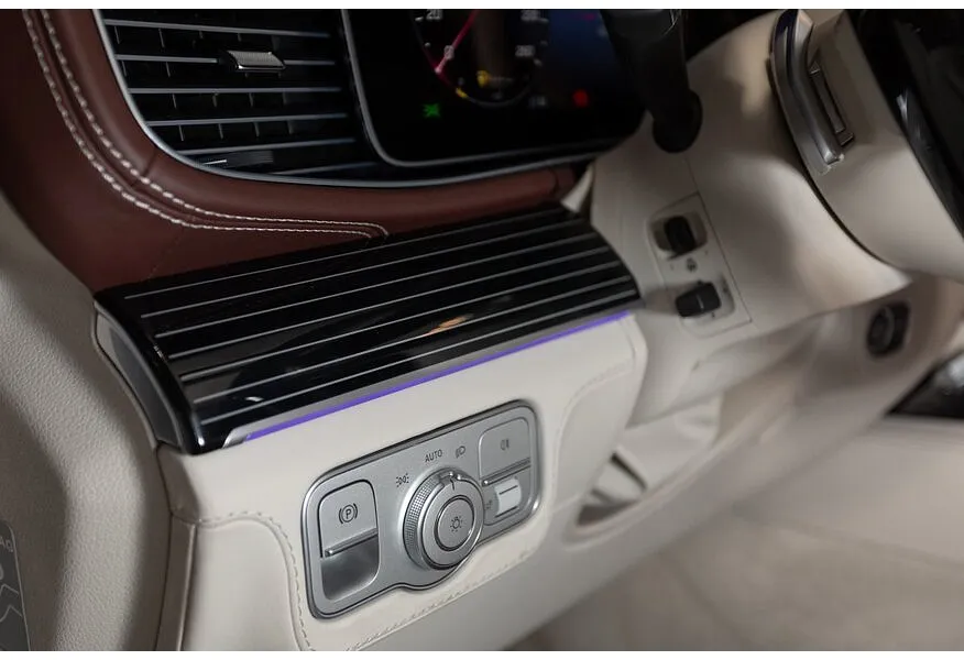 Mercedes-Benz GLS 600 9G-Tronic 4Matic (557 л.с.) Черный в АВИЛОН. Слайд №15