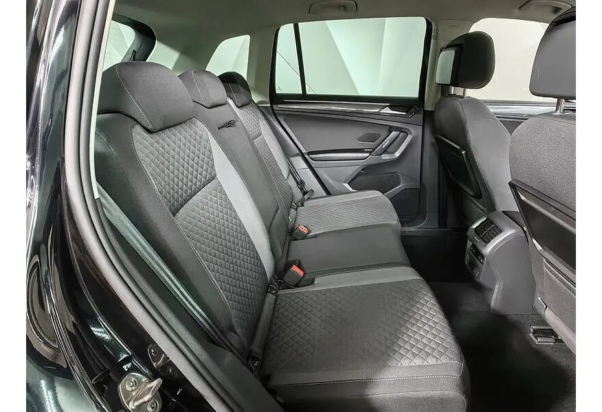 АВИЛОН - Volkswagen Tiguan 1.4 TSI 4Motion DSG (150 л.с.) Comfortline Черный - slide 7