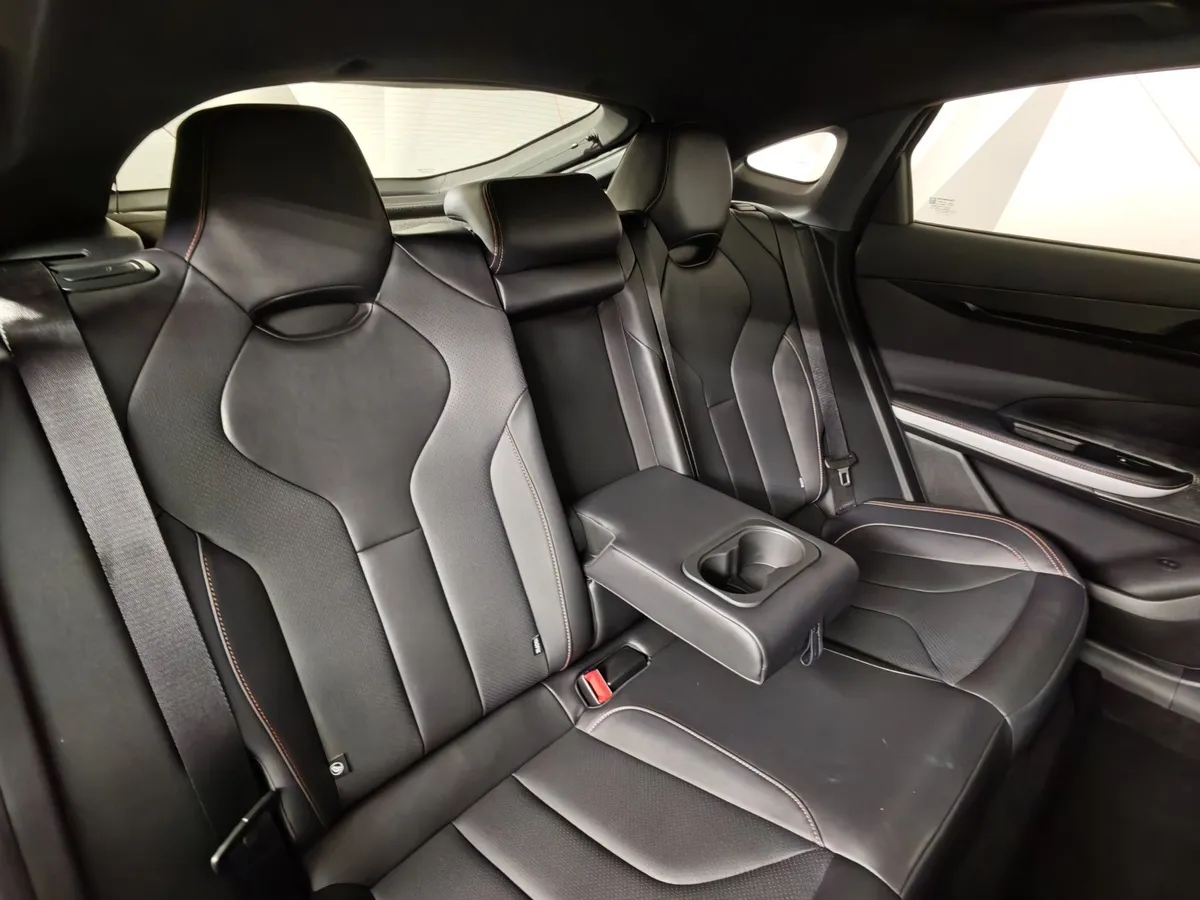 Changan UNI-V 1.5 AMT (181 л.с.) Tech Серый в АВИЛОН. Слайд №17