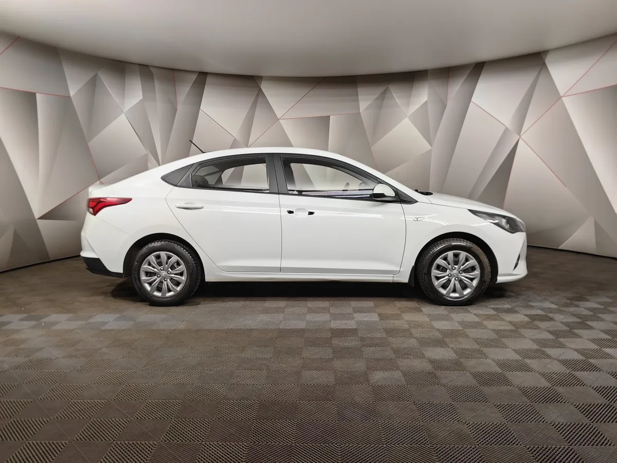 Hyundai Solaris 1.6 AT (123 л.с.) Active Plus Белый в АВИЛОН. Слайд №6