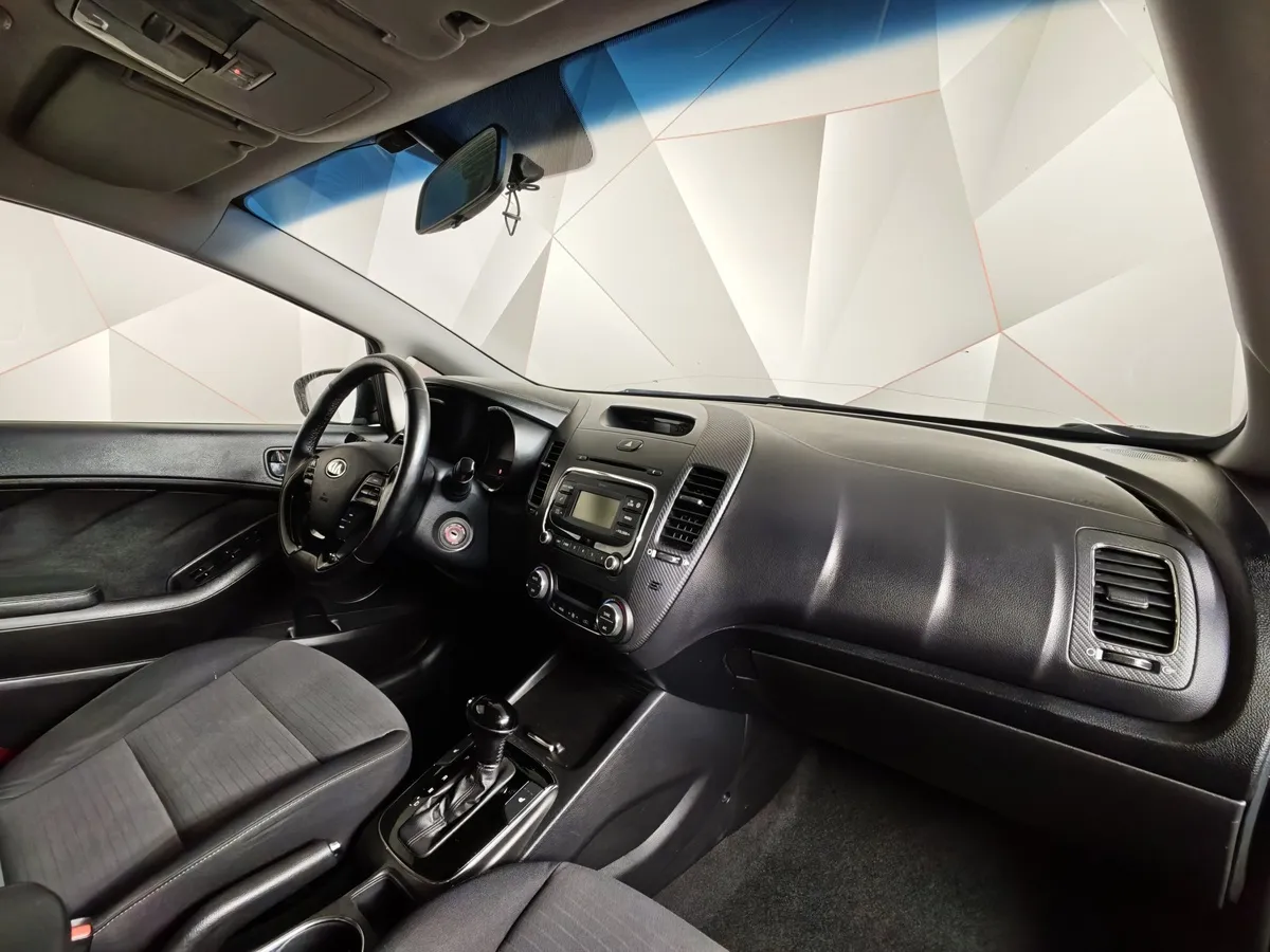 Kia Cerato 1.6 AT (130 л.с.) Comfort Черный в АВИЛОН. Слайд №13