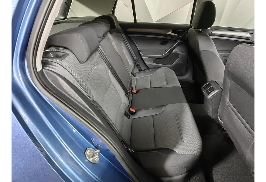 Volkswagen Golf 1.4 TSI BlueMotion MT (122 л.с.) Trendline Голубой в АВИЛОН. Слайд №12