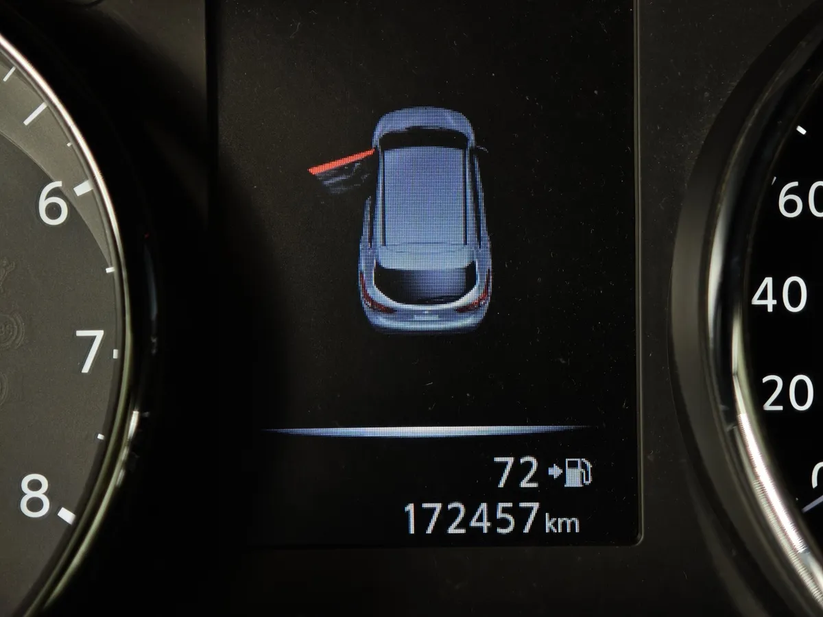 Nissan Qashqai 2.0 MT (144 л.с.) Черный в АВИЛОН. Слайд №17