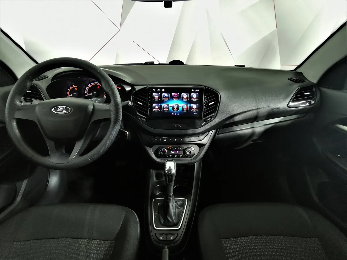 ВАЗ (Lada) Vesta 1.6 CVT (113 л.с.) Luxe Multimedia Коричневый в АВИЛОН. Слайд №12