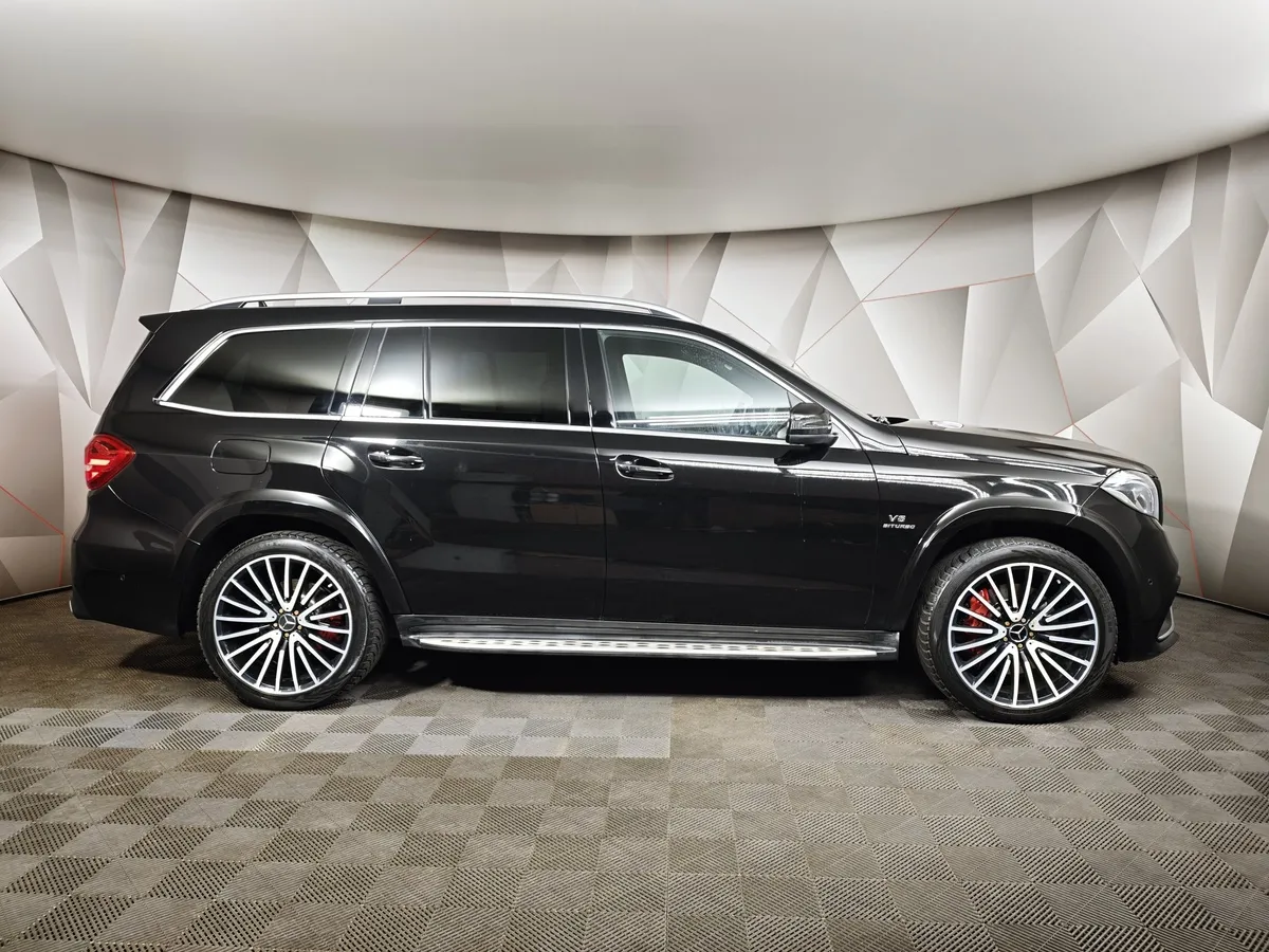 Mercedes-Benz GLS 63 4MATIC 7G-TRONIC PLUS (585 л.с.) Черный в АВИЛОН. Слайд №6