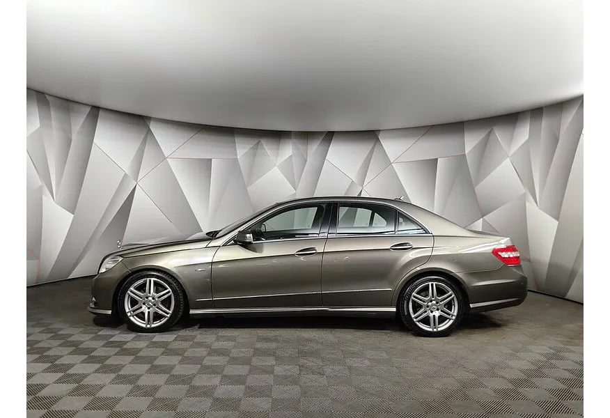 Mercedes-Benz E-Класс E 300 7G-Tronic Plus (231 л.с.) Серый в АВИЛОН. Слайд №5 Mercedes-Benz E-Класс E 300 7G-Tronic Plus (231 л.с.) Серый в АВИЛОН. Слайд №5