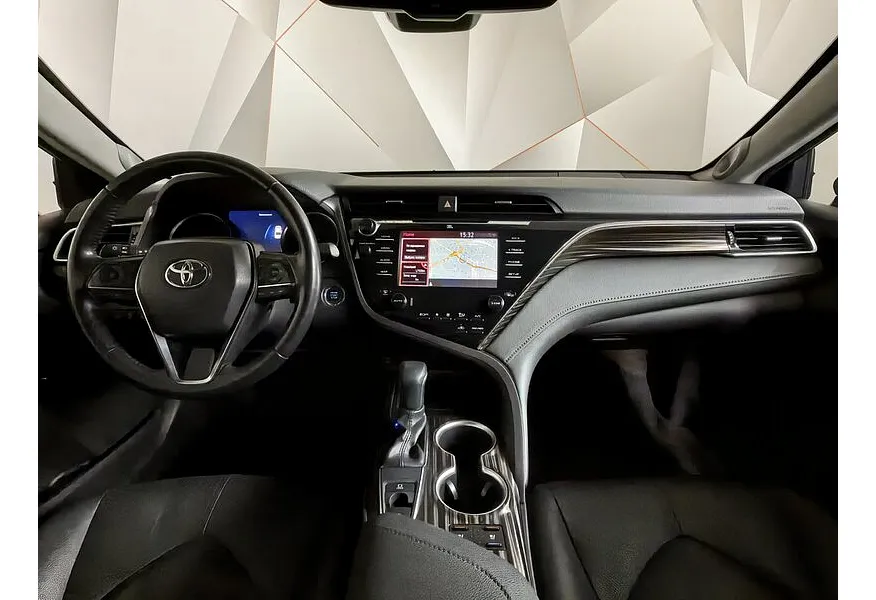 Toyota Camry 3.5 AT (249 л.с.) Черный в АВИЛОН. Слайд №15