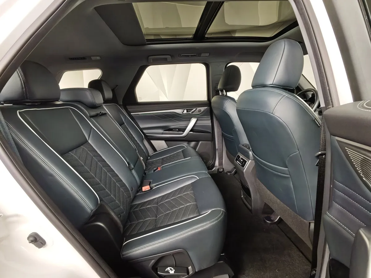 Changan CS95 2.0 AT 4WD (226 л.с.) Tech Белый в АВИЛОН. Слайд №16