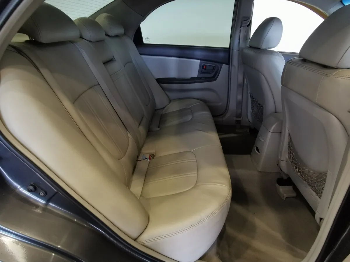 Kia Cerato 2.0 MT (143 л.с.) Серый в АВИЛОН. Слайд №14
