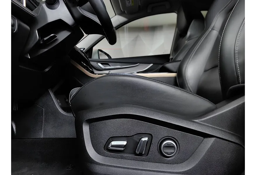 EXEED LX 1.6T DCT 4WD (150 л.с) Premium Plus Белый в АВИЛОН. Слайд №22