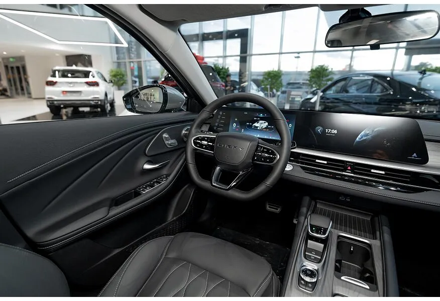 Chery Arrizo 8 1.6T DCT (150 л.с.) Prime Серебристый в АВИЛОН. Слайд №12