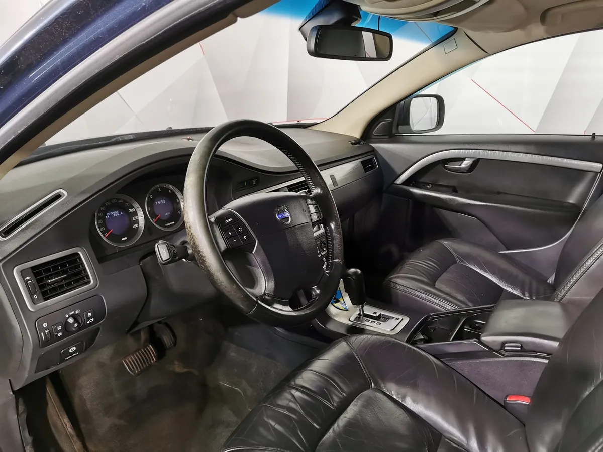 Volvo XC70 2.4 D5 Geartronic AWD (185 л.с.) Синий в АВИЛОН. Слайд №19