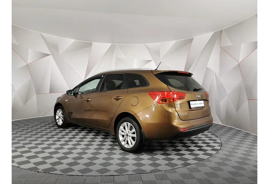 LIVE. Слайд №7