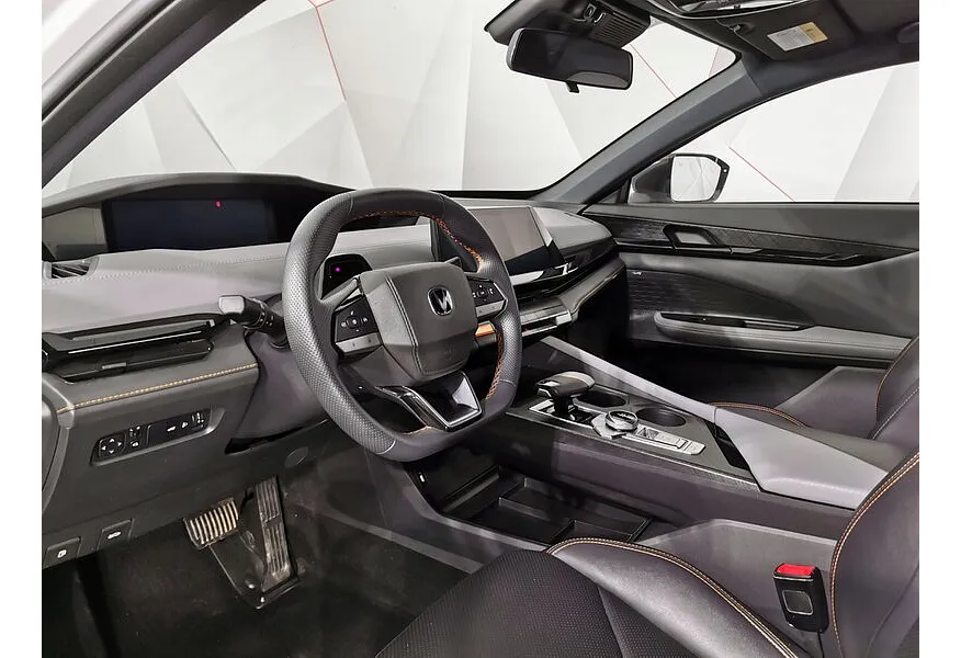 Changan UNI-V 1.5 AMT (181 л.с.) LX Белый в АВИЛОН. Слайд №19