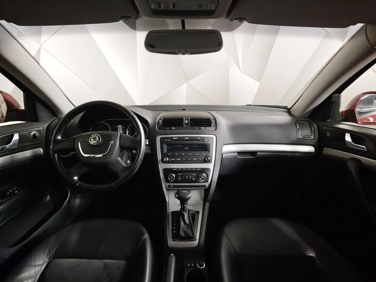 Skoda Octavia 1.8 TSI DSG (160 л.с.) Красный в АВИЛОН. Слайд №13